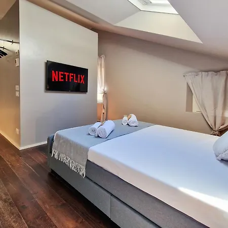 公寓式酒店 Luxury In The Center By Host Hero 西维尔诺瓦·马尔凯