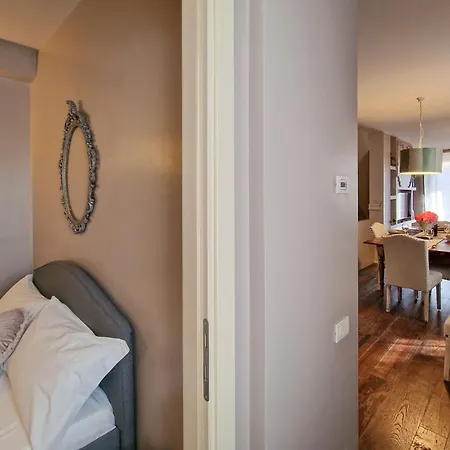 公寓式酒店 Luxury In The Center Design & Comfort 西维尔诺瓦·马尔凯