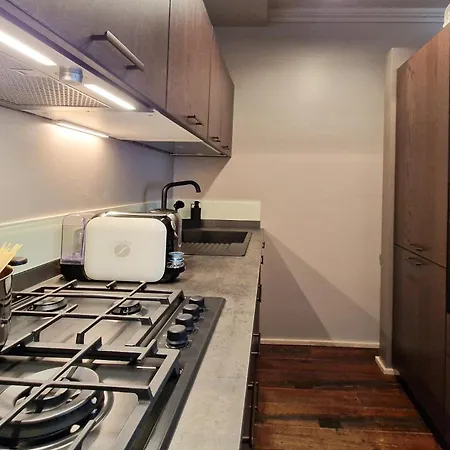 公寓式酒店 Luxury In The Center By Host Hero 西维尔诺瓦·马尔凯