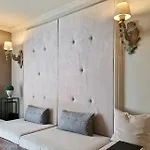 Luxury In The Center By Host Hero Апарт-отель