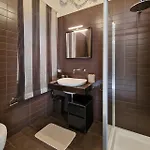 Luxury In The Center By Host Hero 4*