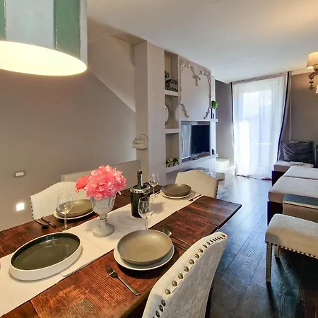 Luxury In The Center By Host Hero 4* צ'יביטאנובה מארקה