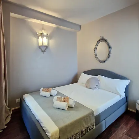 Luxury In The Center By Host Hero מלון דירות 4*