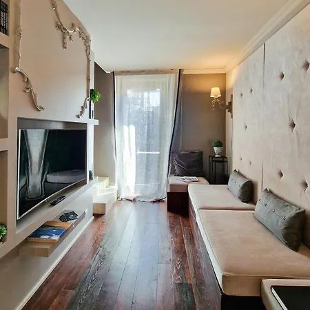 מלון דירות Luxury In The Center By Host Hero 4*